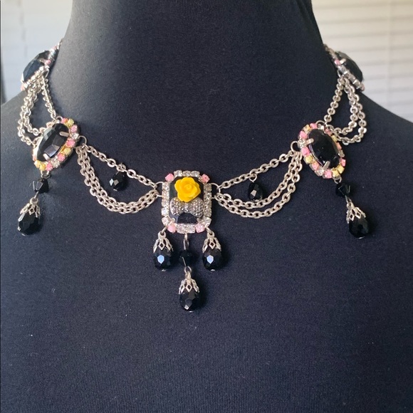 Necklace and earring set black and yellow - Picture 14 of 16